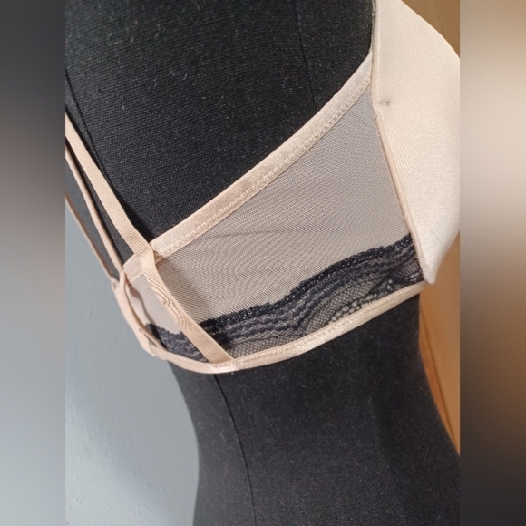 2 Maidenform Love The Lift Bras - Picture 12 of 16